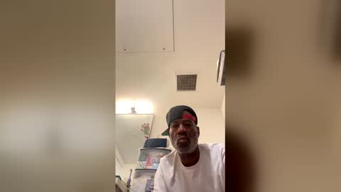 adick_ting online show from April 8, 2026, 12:27 pm