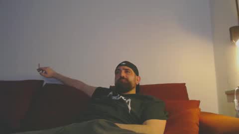 Snapshot of adilettenboy chatting on February 25, 2025, 10:18 pm adilettenboy online show from February 25, 2025, 10:18 pm
