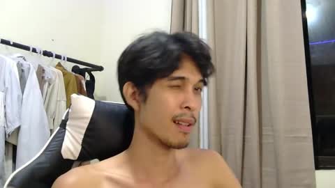 Snapshot of adios_amigo chatting on May 7, 2026, 4:01 pm Amigo online show from May 7, 2026, 4:01 pm