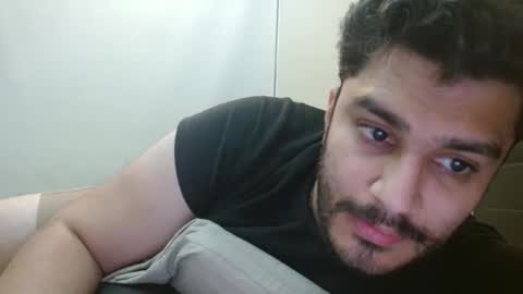 adit56665 online show from December 28, 2024, 2:33 am