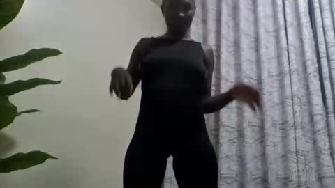 adorarissah online show from May 26, 2026, 9:33 pm