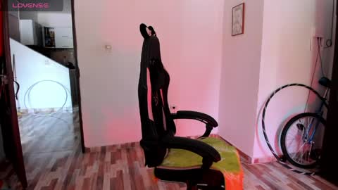 Adrena10 online show from April 14, 2026, 3:51 pm