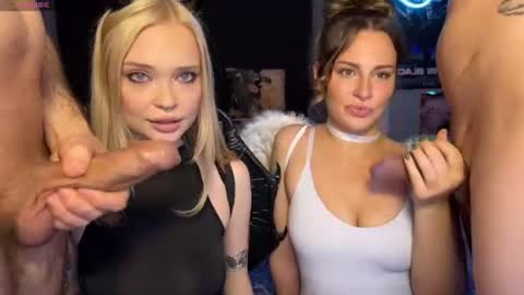 Snapshot of adrenaline_lush chatting on June 25, 2026, 7:29 pm Dorothy Mayfield online show from June 25, 2026, 7:29 pm