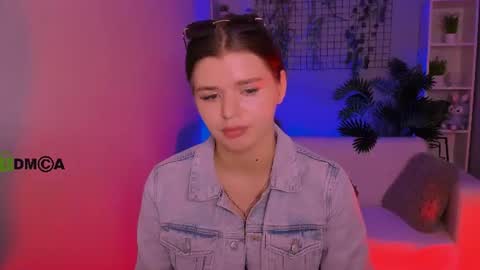 adri_sky online show from August 7, 2026, 11:01 am