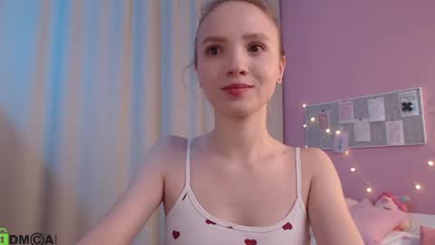 Snapshot of adria_arjona chatting on July 4, 2026, 1:12 am Eva online show from July 4, 2026, 1:12 am
