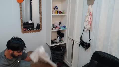 Adrian Falcon online show from April 16, 2026, 9:39 pm