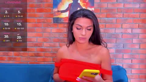 Snapshot of adriana1_ chatting on November 25, 2025, 4:45 am Adriana online show from November 25, 2025, 4:45 am