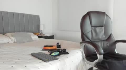 Snapshot of adriana71 chatting on March 3, 2026, 1:23 am Adriana online show from March 3, 2026, 1:23 am