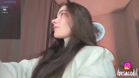 Adri online show from July 14, 2026, 11:10 pm