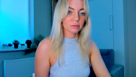 Snapshot of adriana_coy_ chatting on March 21, 2026, 1:16 pm Adriana online show from March 21, 2026, 1:16 pm