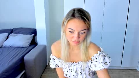Snapshot of adriana_coy_ chatting on May 10, 2026, 11:59 am Adriana online show from May 10, 2026, 11:59 am