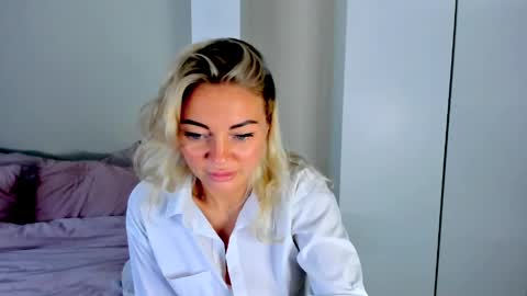 Snapshot of adriana_coy_ chatting on June 3, 2026, 4:56 pm Adriana online show from June 3, 2026, 4:56 pm