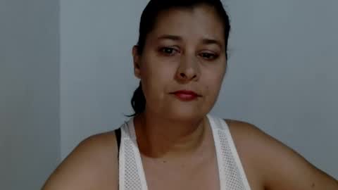 Adriana milf online show from September 19, 2025, 4:03 am