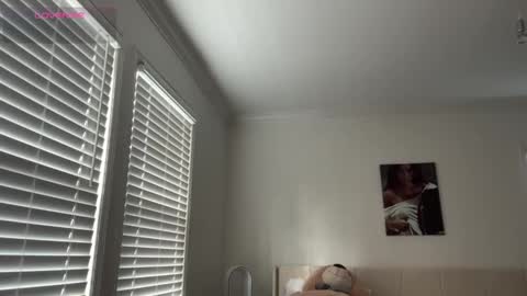 Adrianna  online show from October 10, 2025, 7:24 pm