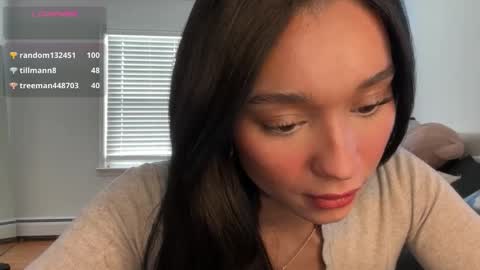 Adrianna  online show from January 5, 2026, 5:27 pm