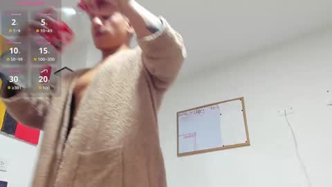 Snapshot of adriano_bigcock chatting on April 8, 2026, 3:06 am Adrian online show from April 8, 2026, 3:06 am
