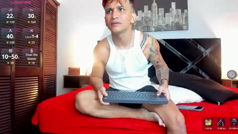 Snapshot of adriano_bigcock chatting on June 9, 2026, 2:56 am Adrian online show from June 9, 2026, 2:56 am