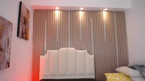 adrianstark_ online show from May 30, 2026, 12:57 pm