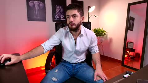 Adrian Williams online show from February 27, 2025, 11:48 pm