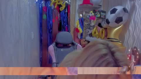 adriiana_fox_ online show from July 4, 2026, 7:20 pm