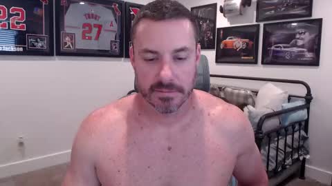 adventrs_fun online show from April 22, 2026, 7:15 pm