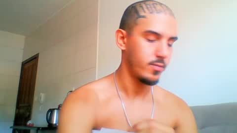 Snapshot of aelucius chatting on January 13, 2025, 2:53 pm Luci online show from January 13, 2025, 2:53 pm