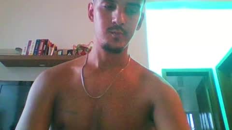 Snapshot of aelucius chatting on January 24, 2025, 9:05 pm Luci online show from January 24, 2025, 9:05 pm