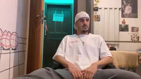 Snapshot of aelucius chatting on September 25, 2025, 1:53 am Luci online show from September 25, 2025, 1:53 am