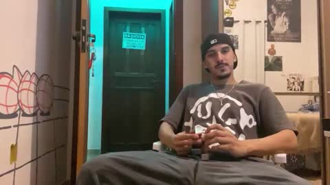 Snapshot of aelucius chatting on October 2, 2025, 4:30 am Luci online show from October 2, 2025, 4:30 am