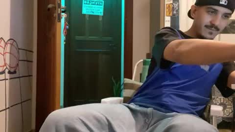 Snapshot of aelucius chatting on October 9, 2025, 2:31 am Luci online show from October 9, 2025, 2:31 am