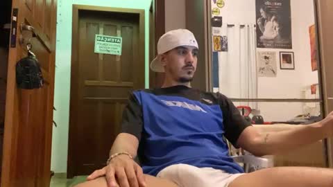 Snapshot of aelucius chatting on November 13, 2025, 4:22 am Luci online show from November 13, 2025, 4:22 am