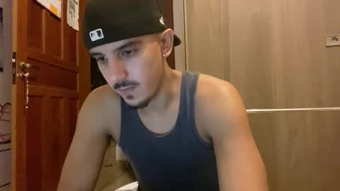 Snapshot of aelucius chatting on February 1, 2026, 3:49 am Luci online show from February 1, 2026, 3:49 am