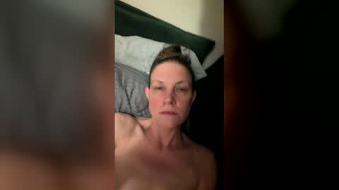 aequalley online show from April 13, 2026, 6:41 am