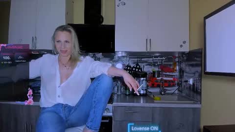 OneAfa online show from February 13, 2025, 11:26 pm