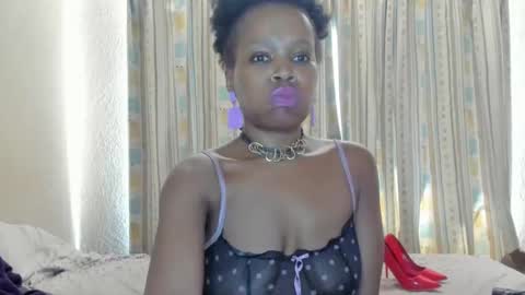 Snapshot of aficangagqueen chatting on October 28, 2025, 11:47 am AfricanSquirtQueen online show from October 28, 2025, 11:47 am