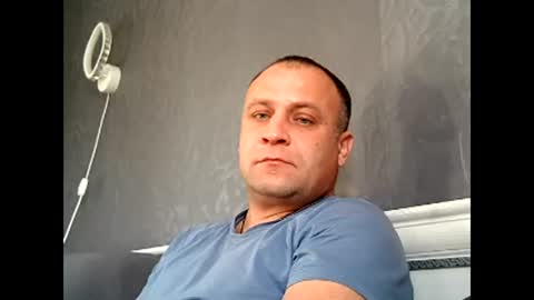 Sasha online show from November 15, 2025, 8:11 am