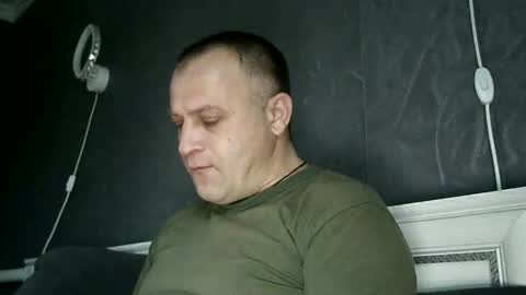 Sasha online show from December 16, 2025, 6:07 am