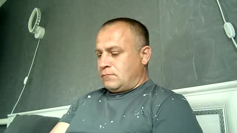 Sasha online show from May 13, 2026, 6:33 am