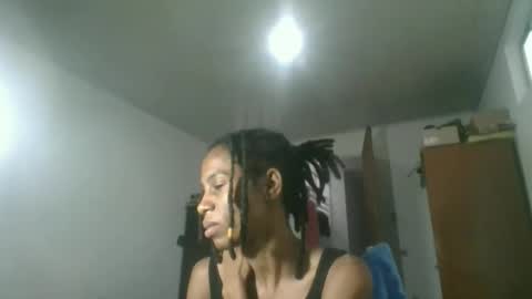 Snapshot of africadeluxe chatting on April 17, 2026, 11:46 am Africa online show from April 17, 2026, 11:46 am