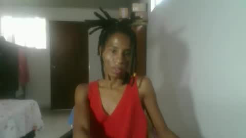 Snapshot of africadeluxe chatting on April 19, 2026, 6:10 pm Africa online show from April 19, 2026, 6:10 pm