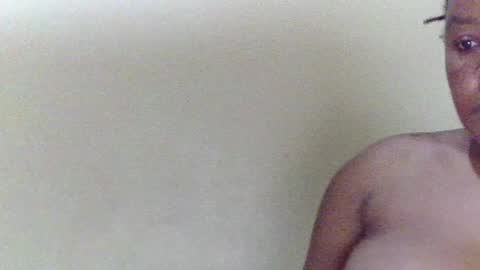Snapshot of african005 chatting on May 30, 2026, 5:43 pm loise online show from May 30, 2026, 5:43 pm