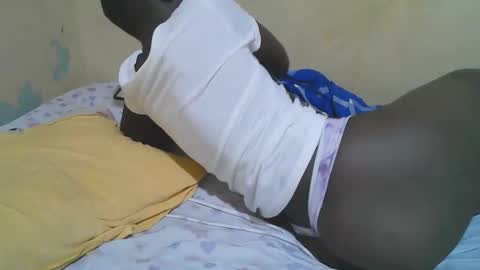 african_pussy2 online show from November 15, 2025, 2:20 am