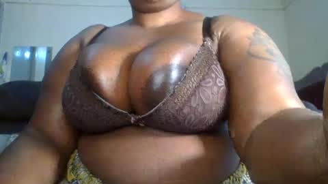 Snapshot of africanpopi chatting on June 18, 2026, 8:36 am africanpopi online show from June 18, 2026, 8:36 am