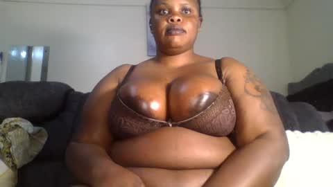 Snapshot of africanpopi chatting on June 18, 2026, 9:14 am africanpopi online show from June 18, 2026, 9:14 am