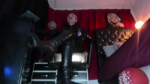 afrika online show from March 4, 2026, 11:11 pm