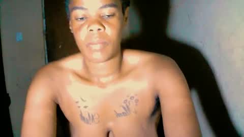 Snapshot of afrikanbonnienclyde chatting on March 2, 2025, 12:31 am Nikky Love online show from March 2, 2025, 12:31 am