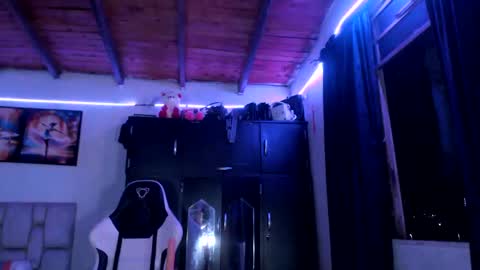 Snapshot of afrodita096 chatting on February 22, 2025, 3:45 am afrodita096 online show from February 22, 2025, 3:45 am