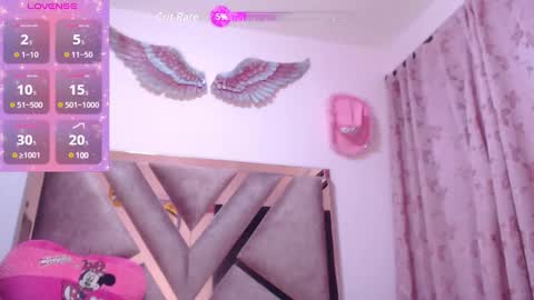 afrodita_barbie online show from February 28, 2025, 3:04 am