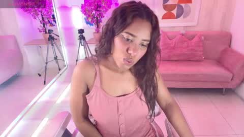 Snapshot of afrodita_loren chatting on May 8, 2026, 3:34 am afrodita_loren online show from May 8, 2026, 3:34 am