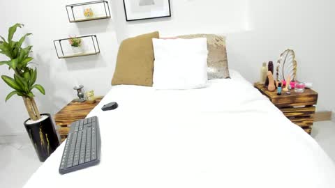 Snapshot of afrodita_martinez chatting on December 5, 2024, 6:00 pm Afrodita online show from December 5, 2024, 6:00 pm